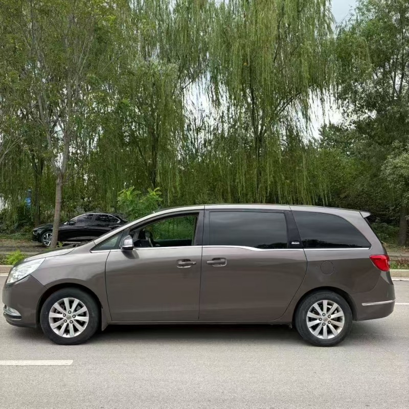 枣庄16年别克GL84