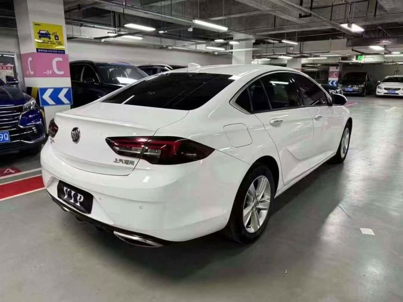 成都19年别克君威9