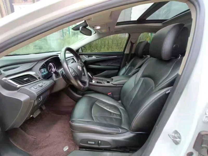 长沙19年别克君越7