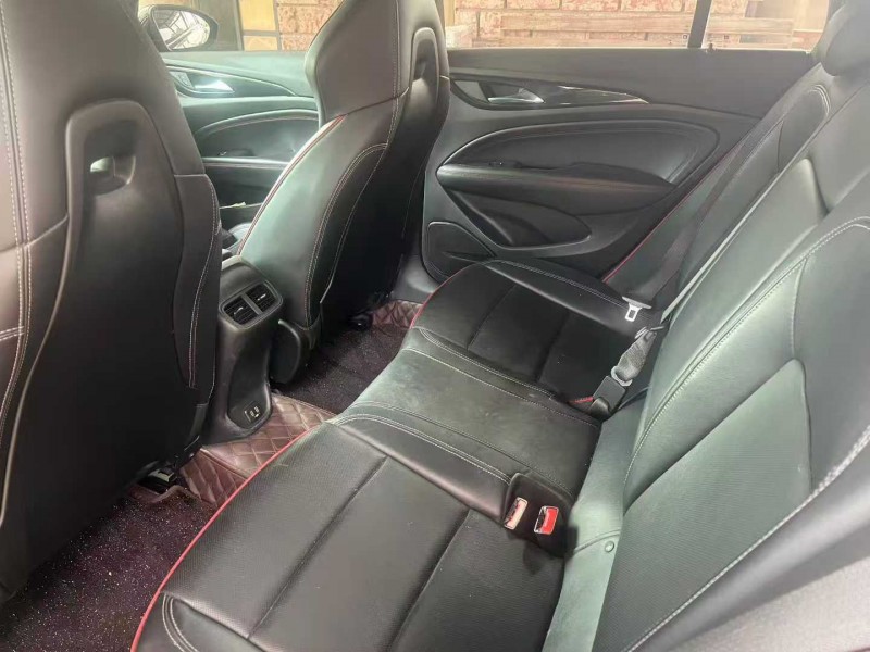 徐州20年别克君威7