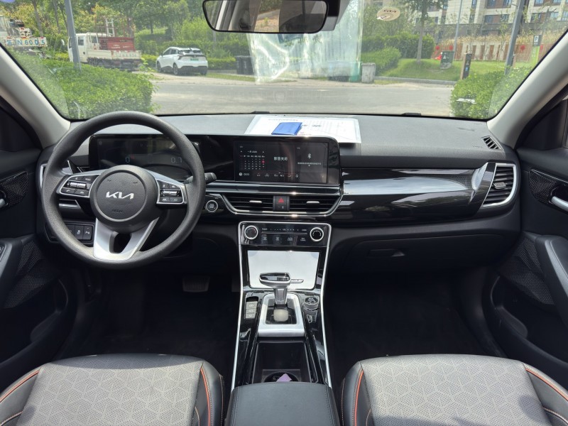 盐城24年起亚赛图斯8