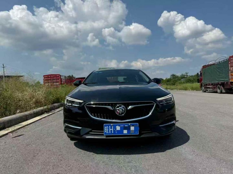 南宁20年别克君威1