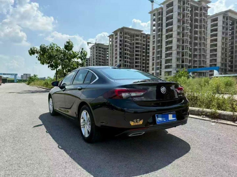 南宁20年别克君威5