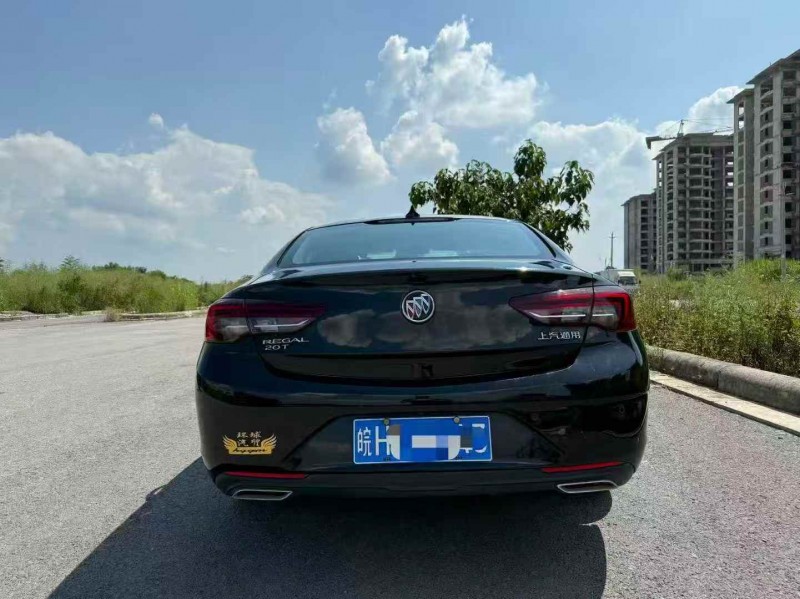 南宁20年别克君威9