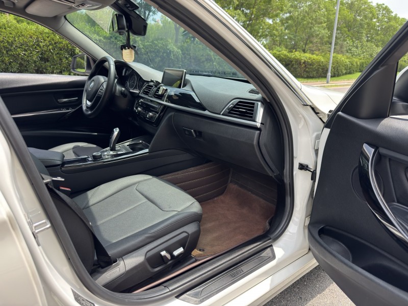 盐城16年宝马3系9