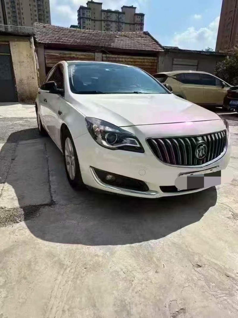 菏泽17年别克君威2