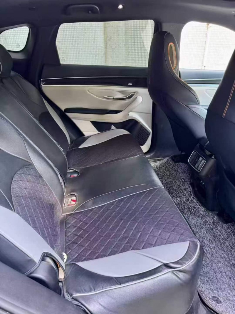 广州22年比亚迪宋5