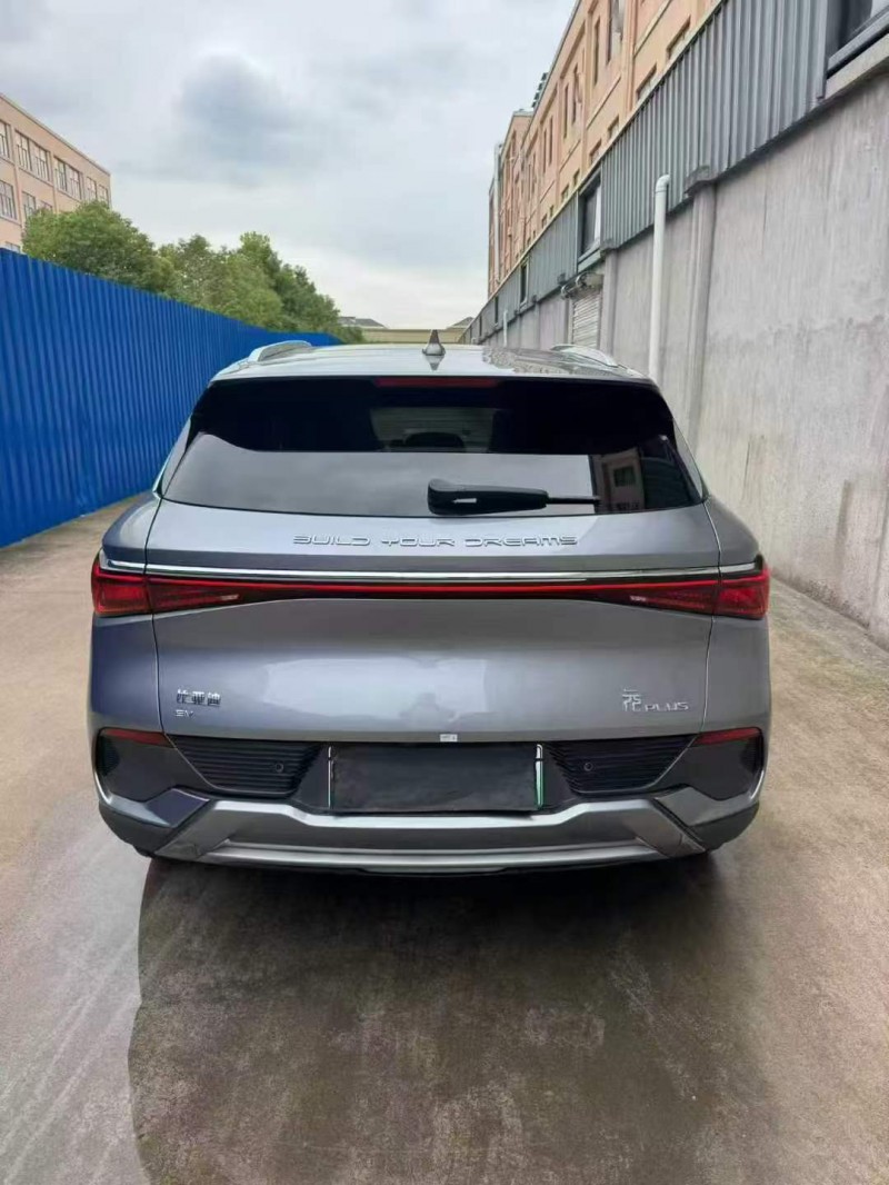 衢州23年比亚迪元8