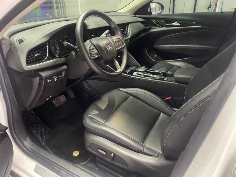 娄底23年别克君威5