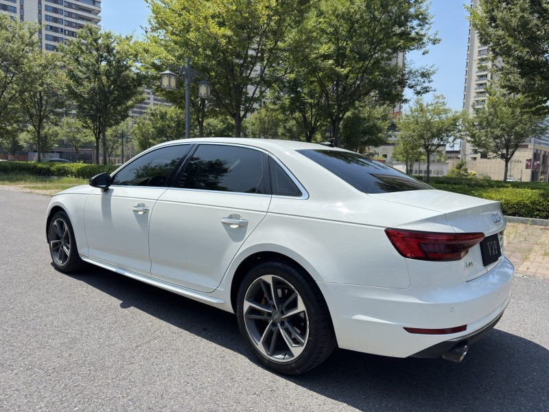 盐城17年奥迪A4L4