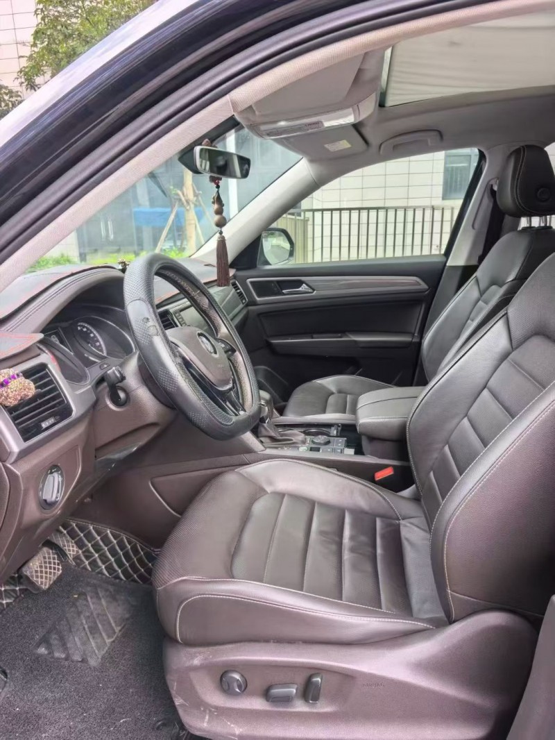 汕头18年大众途昂6