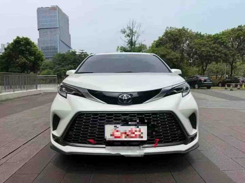 深圳25年丰田格瑞维亚1