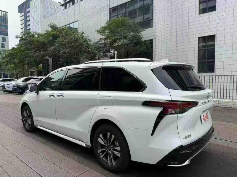 深圳25年丰田格瑞维亚9