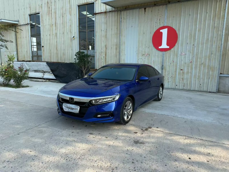 徐州19年本田雅阁2