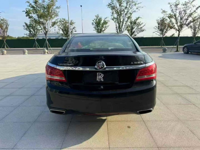 徐州15年别克君越9