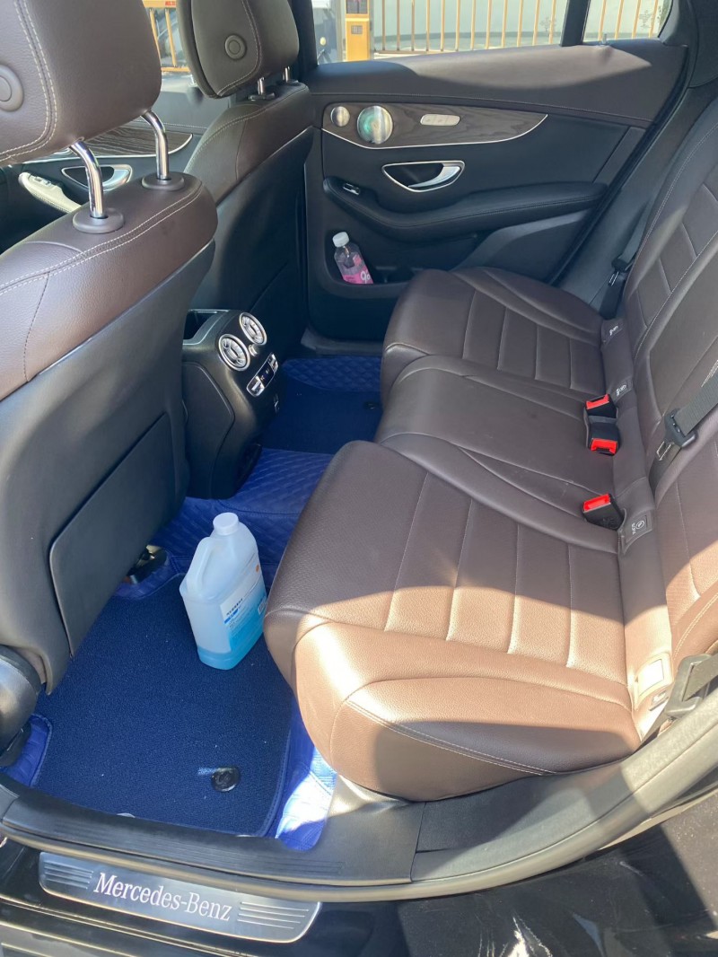 潍坊21年奔驰GLC7