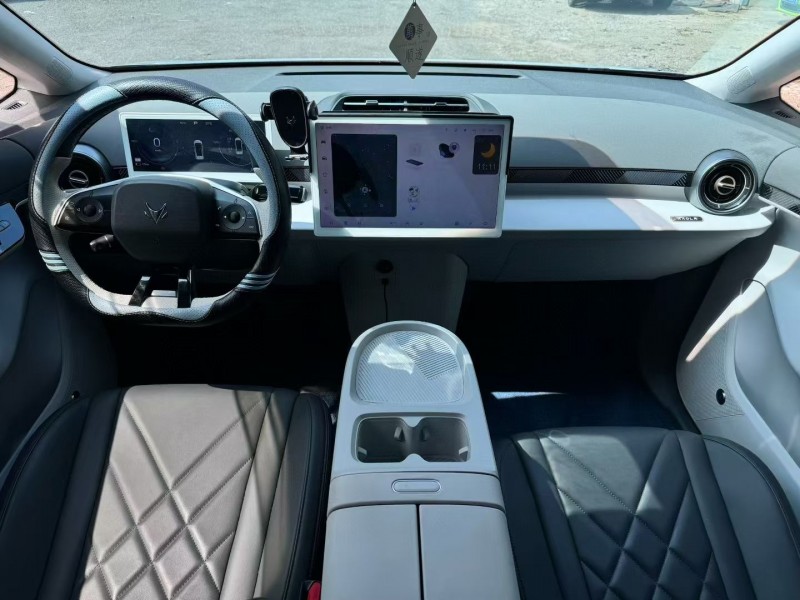 许昌25年极狐汽车考拉4