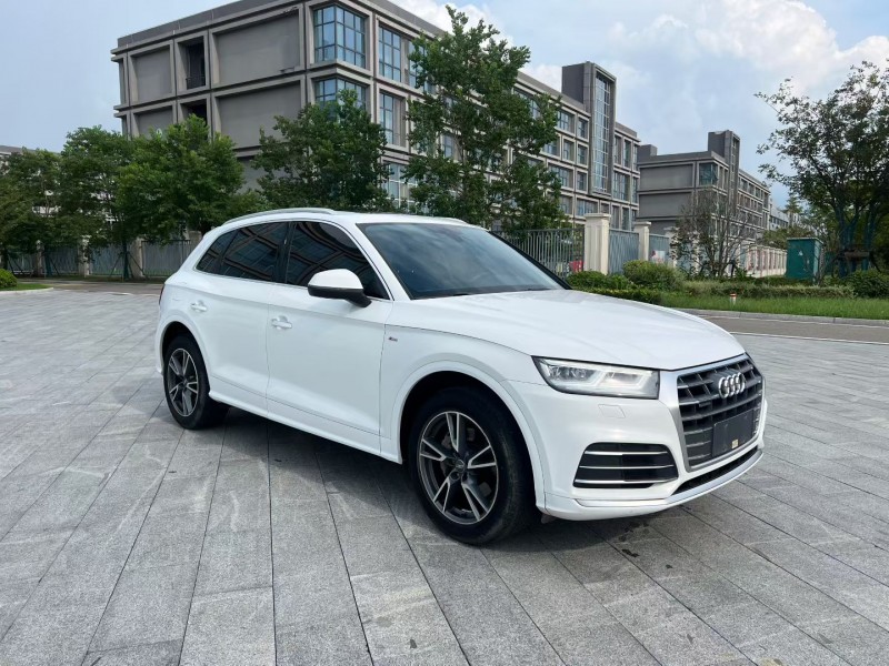 连云港21年奥迪Q52
