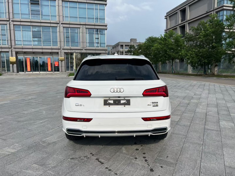 连云港21年奥迪Q59