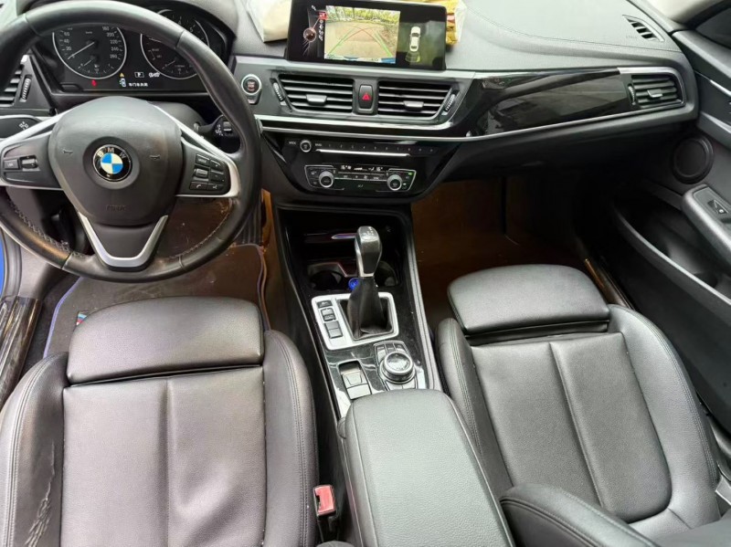 金华16年宝马1系5