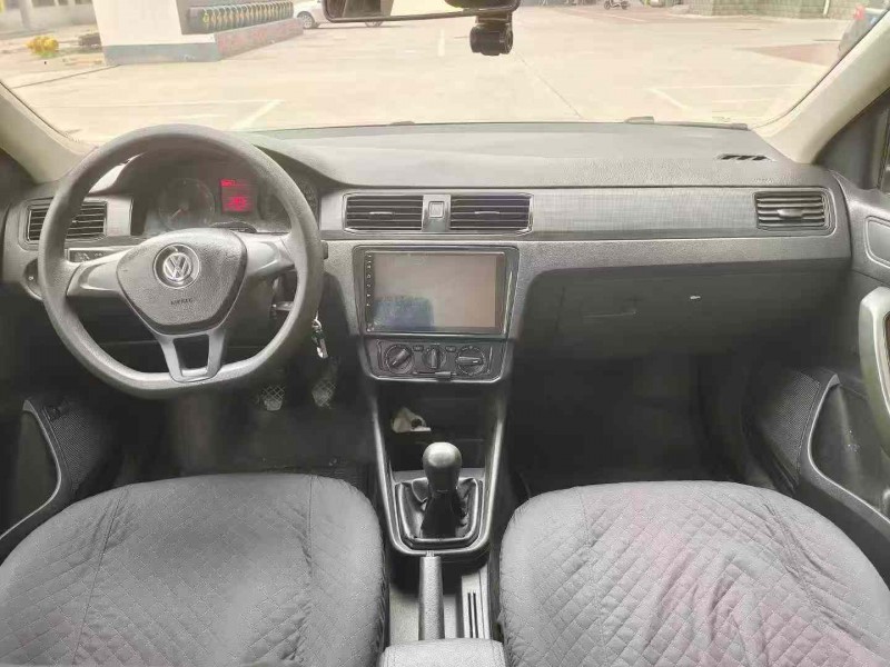 邯郸17年大众桑塔纳7