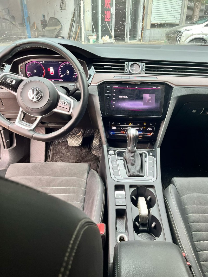 济宁20年大众迈腾6