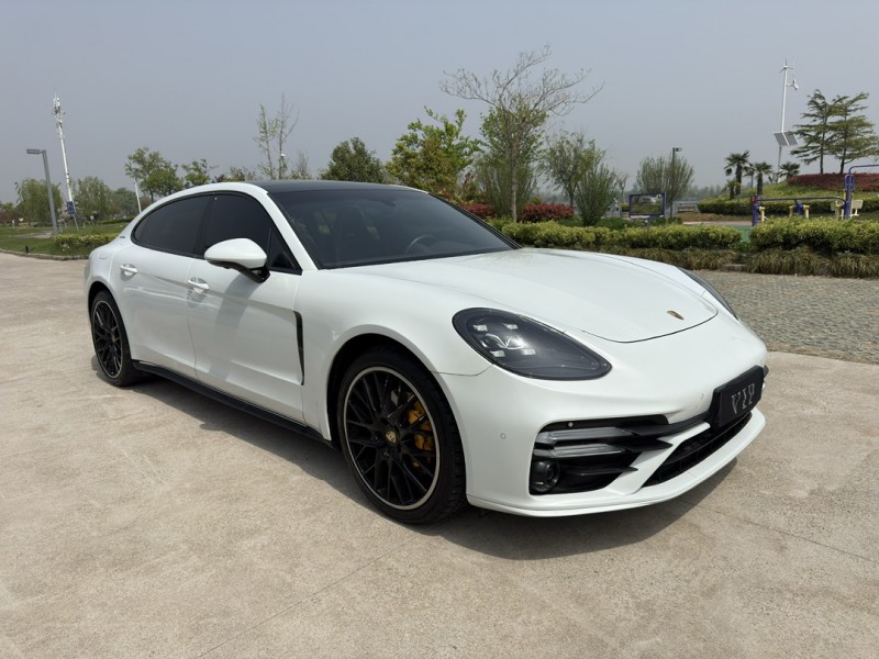 盐城18年保时捷帕拉梅拉2