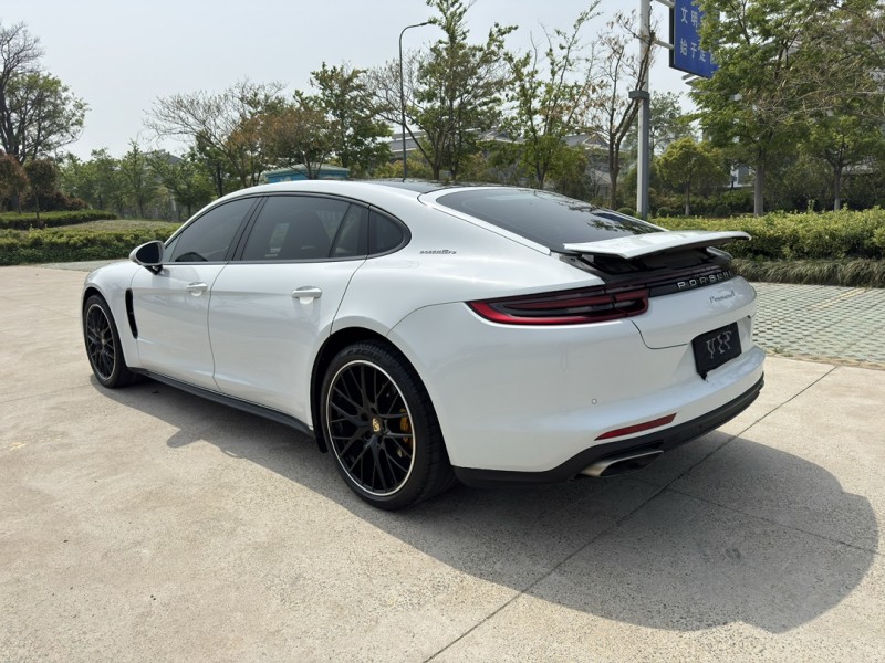 盐城18年保时捷帕拉梅拉4