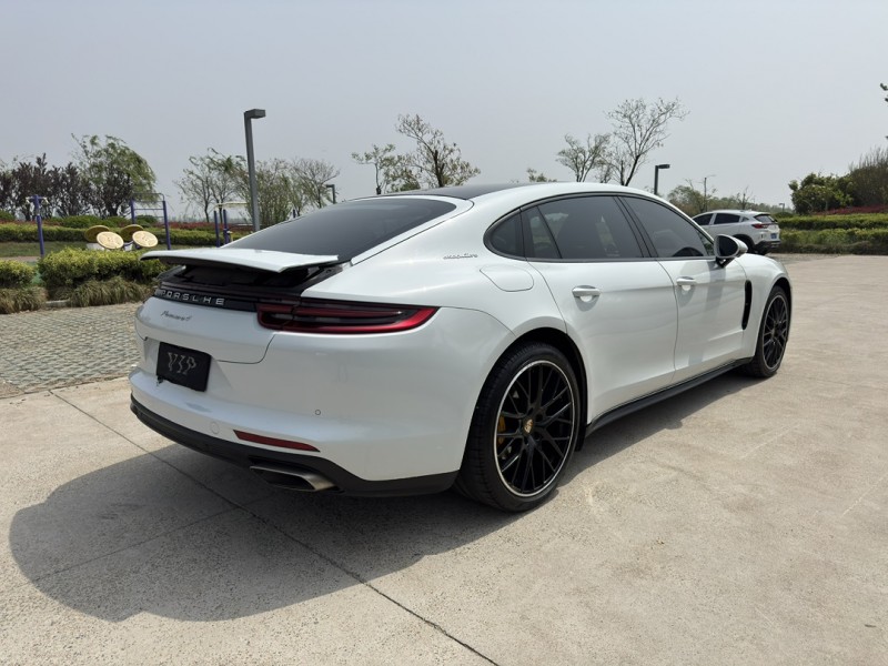 盐城18年保时捷帕拉梅拉5