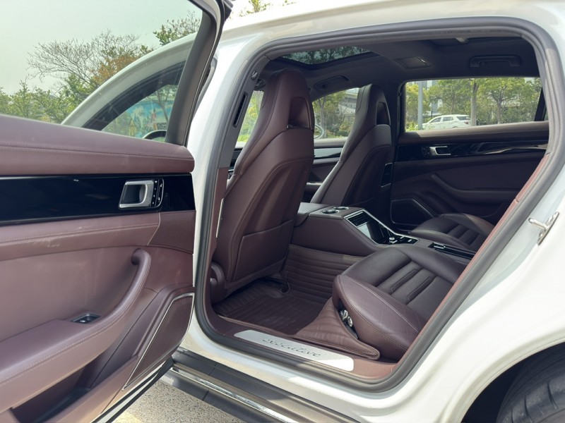 盐城18年保时捷帕拉梅拉7