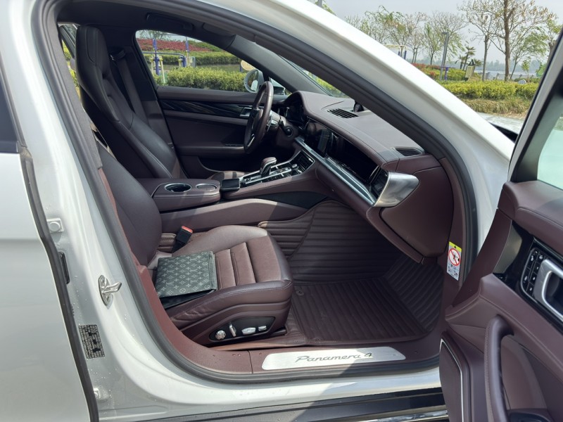 盐城18年保时捷帕拉梅拉9