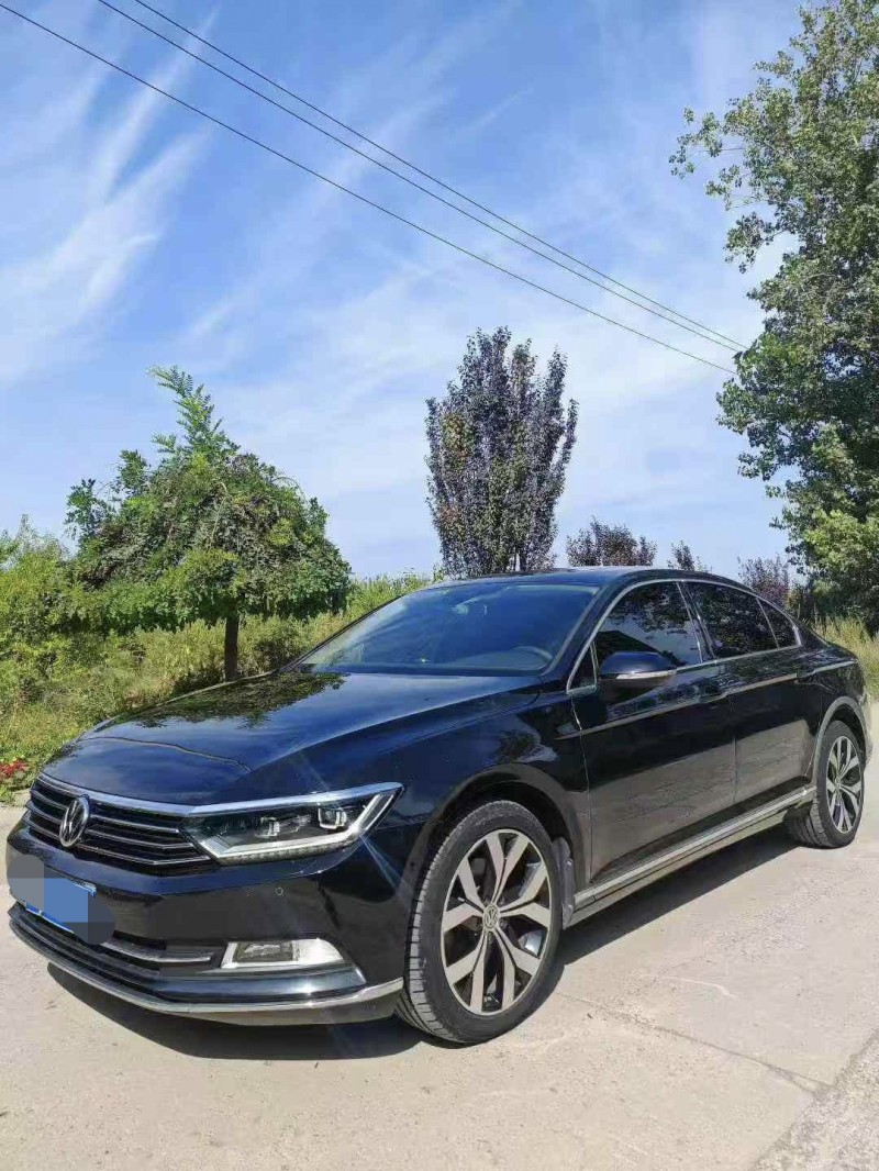 保定19年大众迈腾2