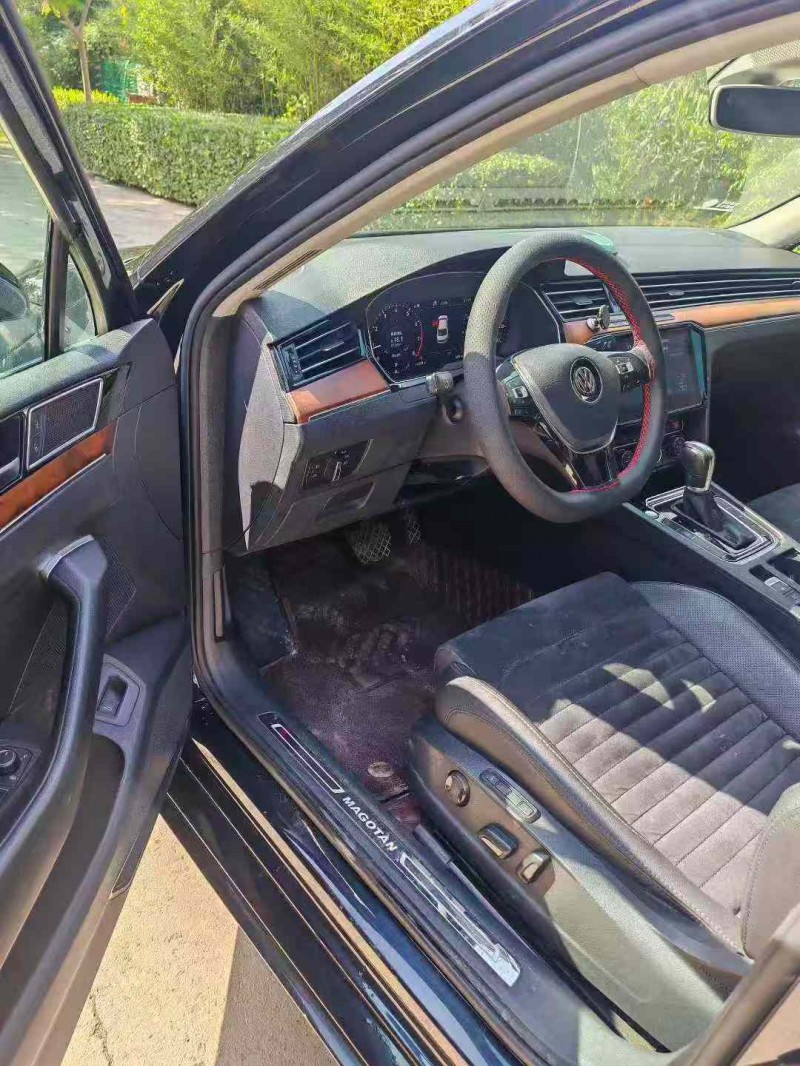 保定19年大众迈腾5