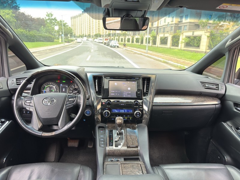 盐城19年丰田威尔法8