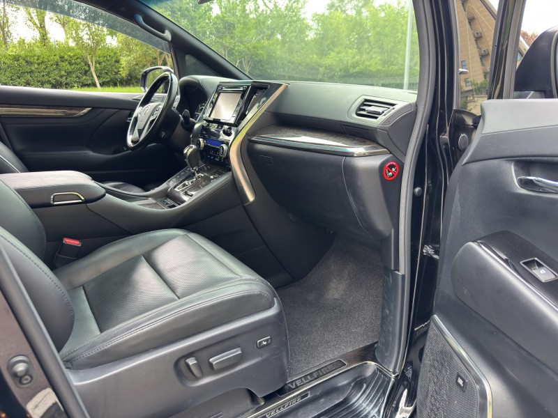 盐城19年丰田威尔法9