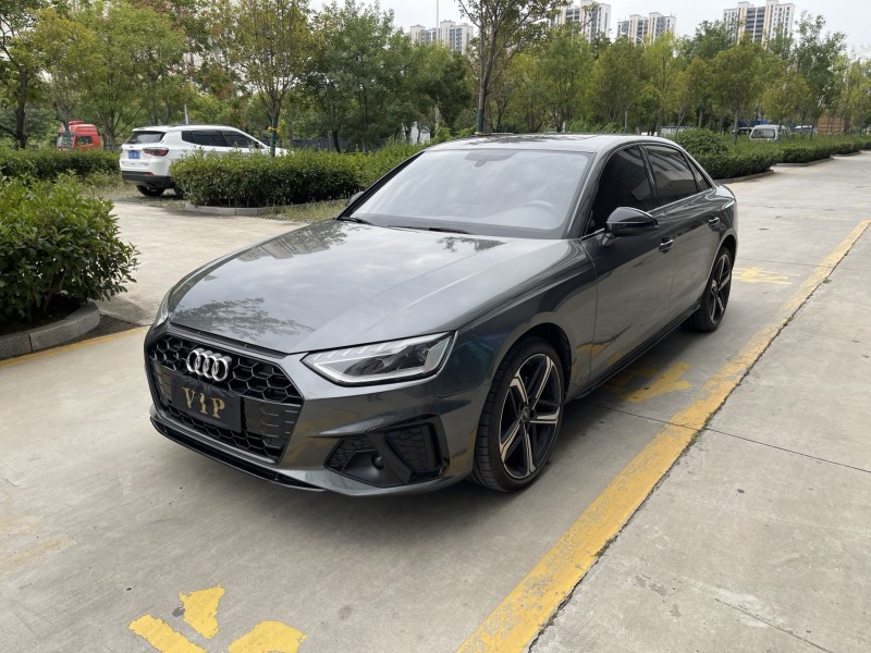 济宁24年奥迪A4L3