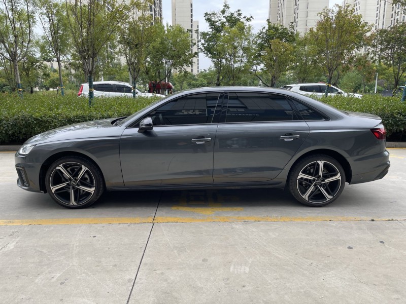 济宁24年奥迪A4L4