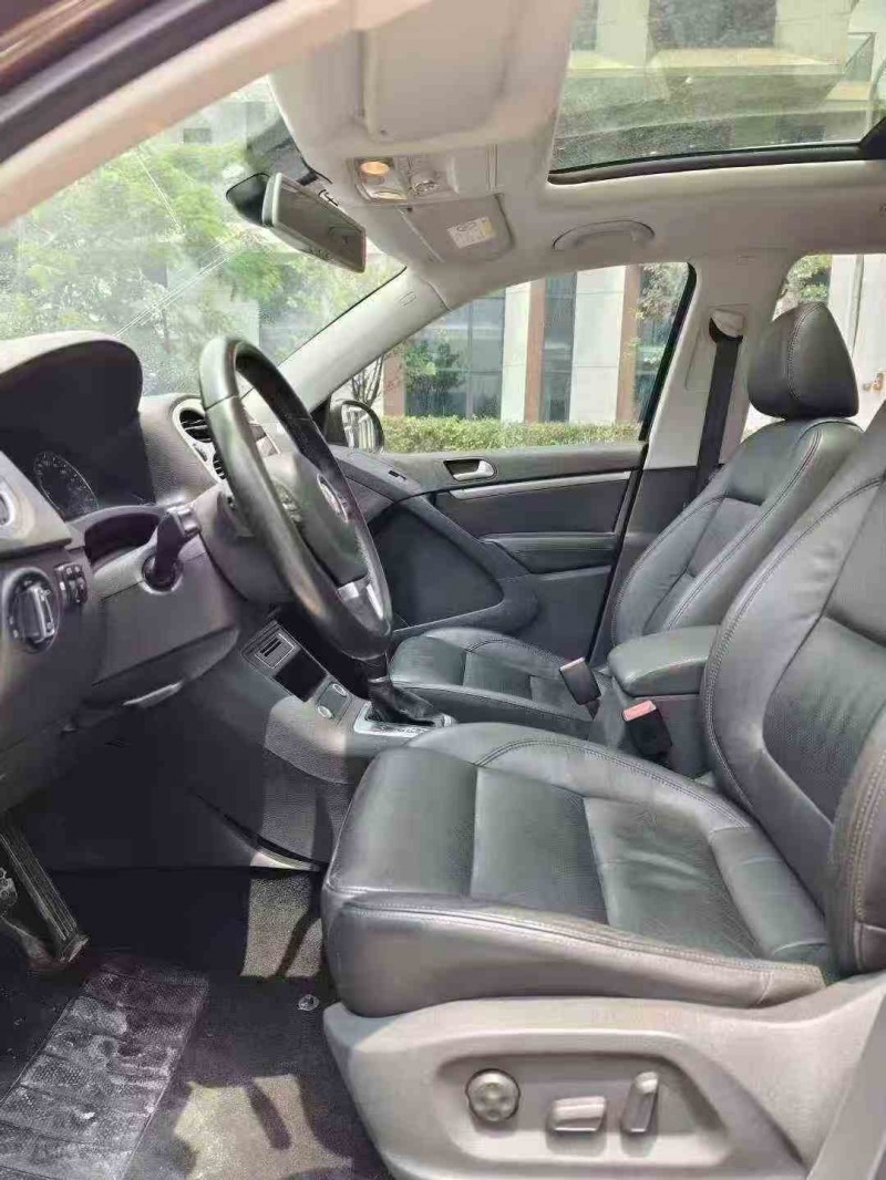 广州15年大众途观5