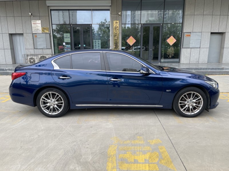 济宁17年英菲尼迪Q50L8