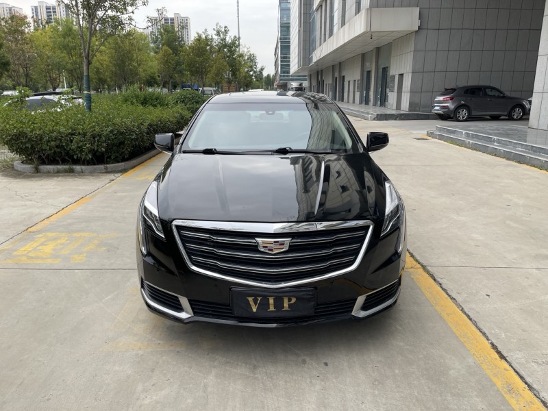 济宁19年凯迪拉克XTS1