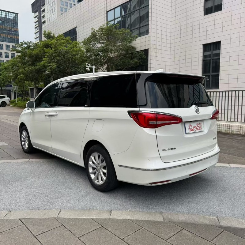 佛山18年别克GL87