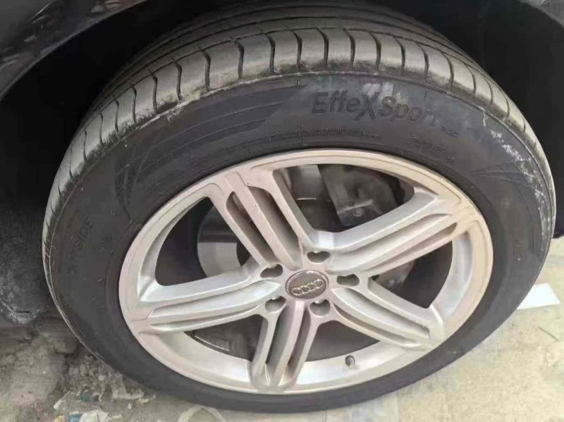 开封14年奥迪Q77