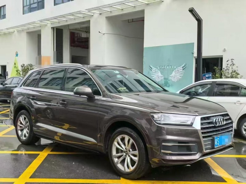 深圳16年奥迪Q73