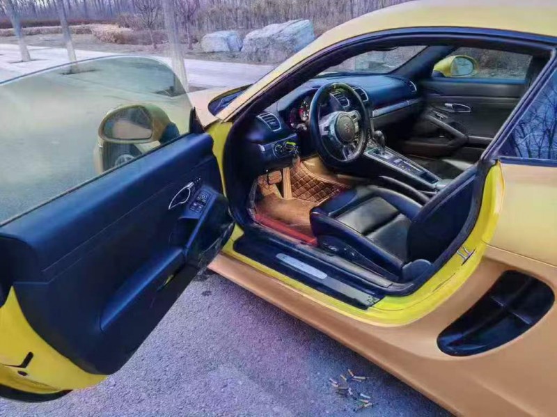 石家庄13年保时捷卡曼4