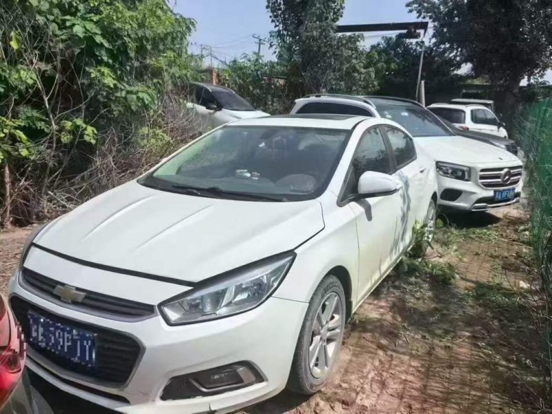 石家庄16年雪佛兰科鲁兹1