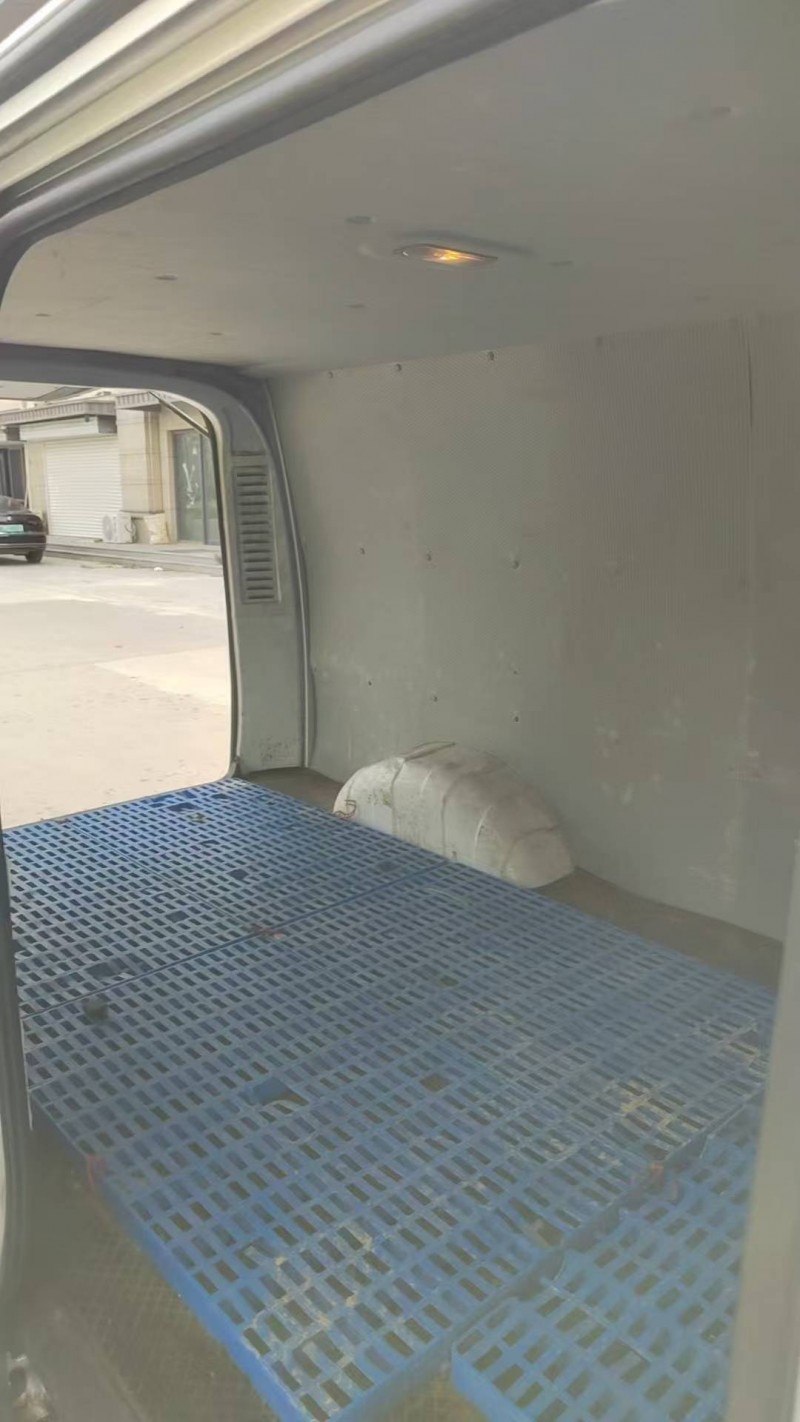 邢台22年大通EV30L5