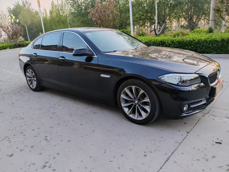 邢台17年宝马5系3