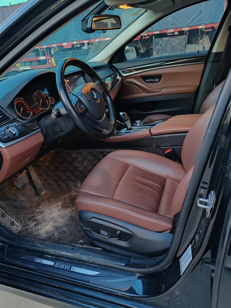 邢台17年宝马5系4