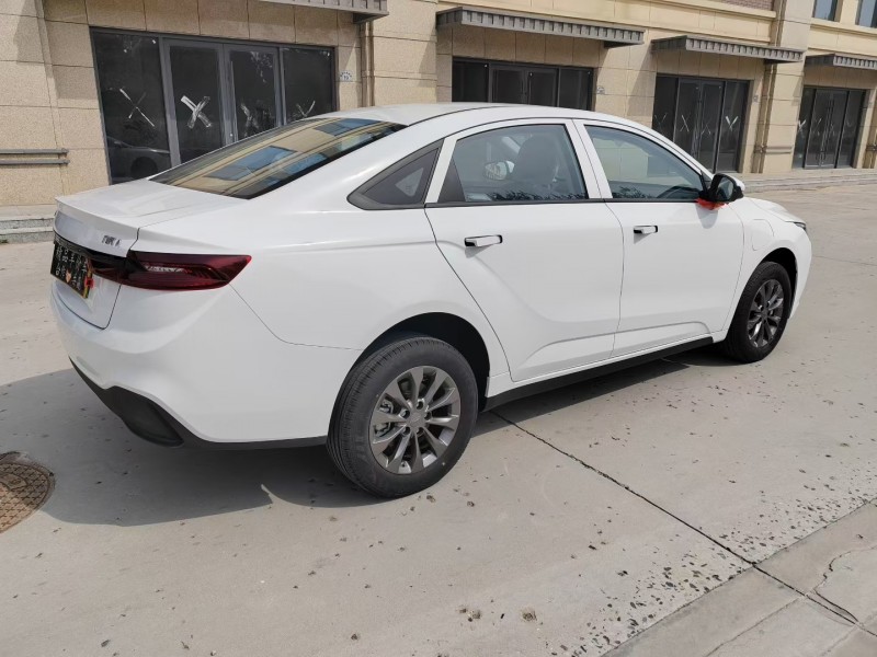 邢台25年吉利几何7