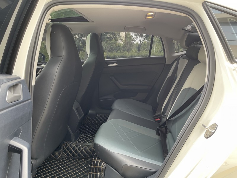 济宁23年大众朗逸9